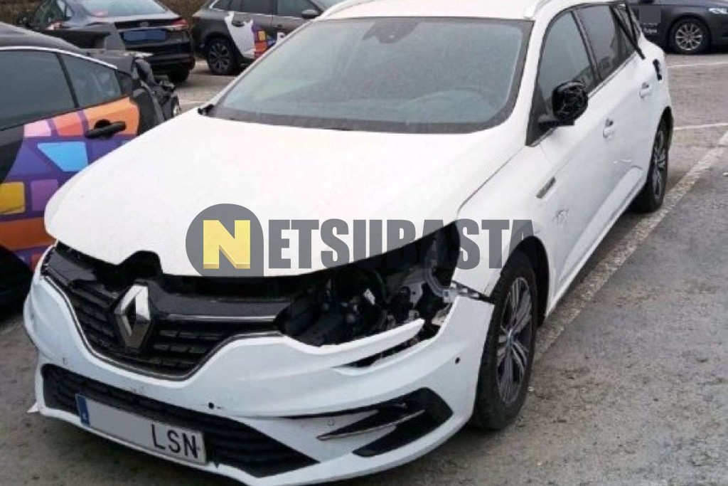 Renault Megane Sport Tourer E-TECH Híbrido enchufable 2021