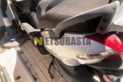 Yamaha X-Max 125 2011