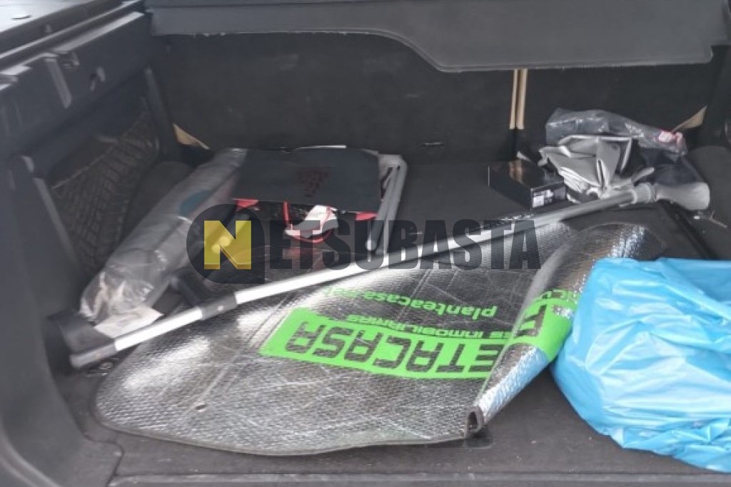 Land-Rover Discovery 3.0 TDV6 2.7 SE CommandShift 2007