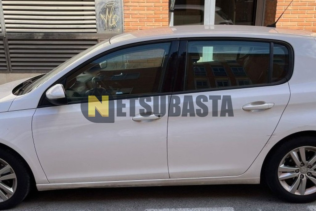 Peugeot 308 1.2 Puretech 2014