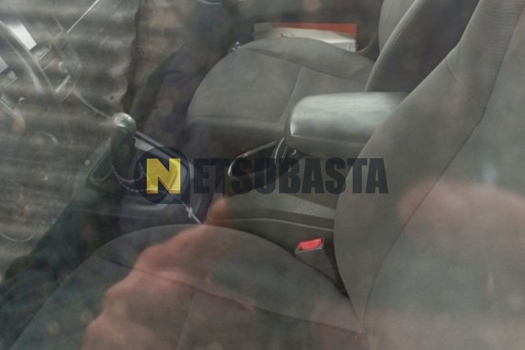 SsangYong Rodius 2.0 eXdi 2013