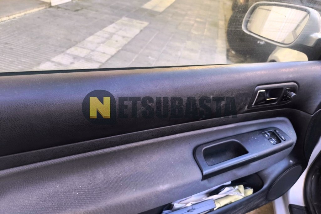 Volkswagen Golf 1.6 1999