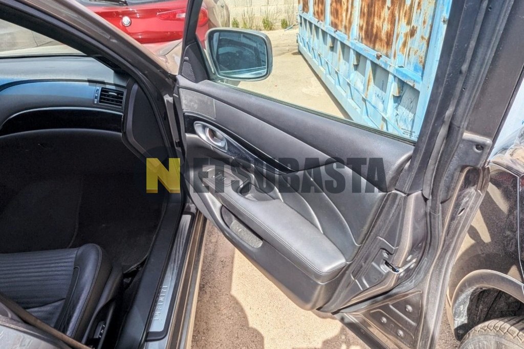 Infiniti M30d S 2013