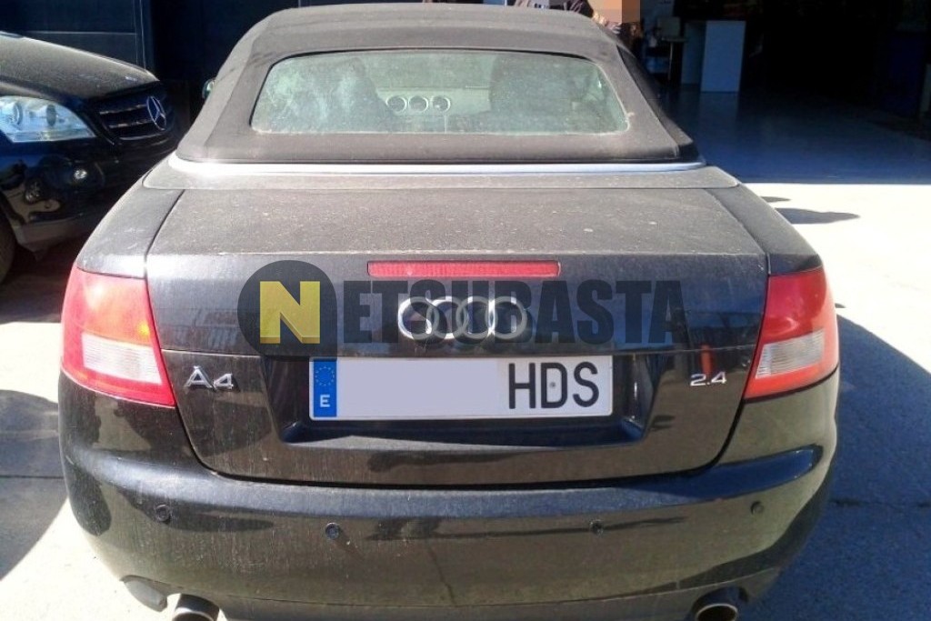 Audi Cabrio 2.4 multitonic 6 vel. 2002