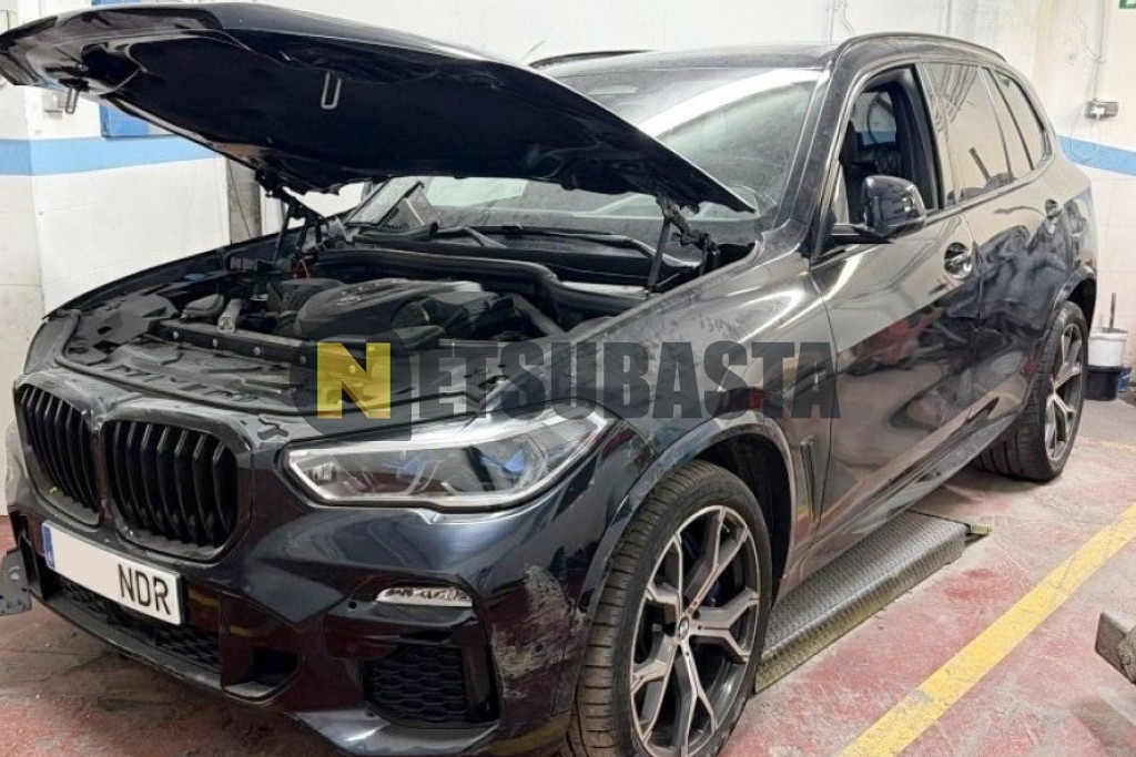 Bmw X5 M50i 2021