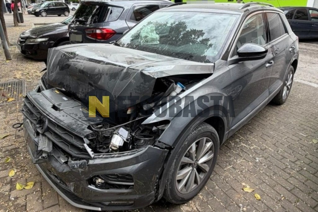 Volkswagen T-Roc 1.5 TSI DSG 7 vel. 2021