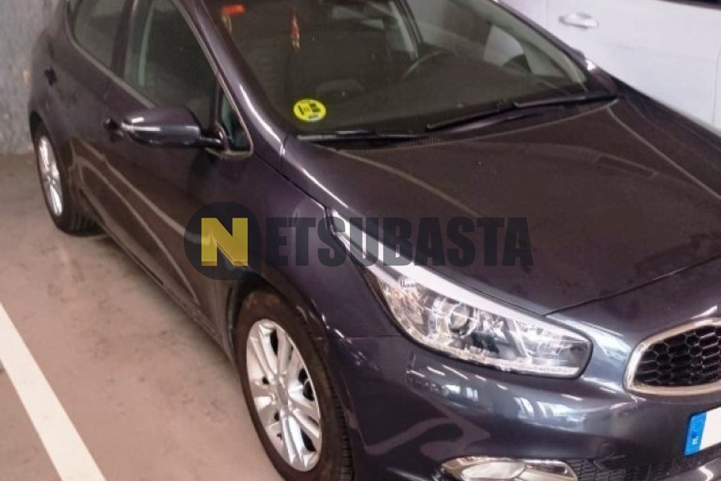 Kia Ceed 1.6 CRDI 2013