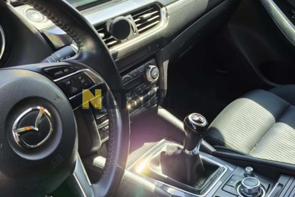 Mazda Mazda6 Wagon SKYACTIV-D 2.2 2015