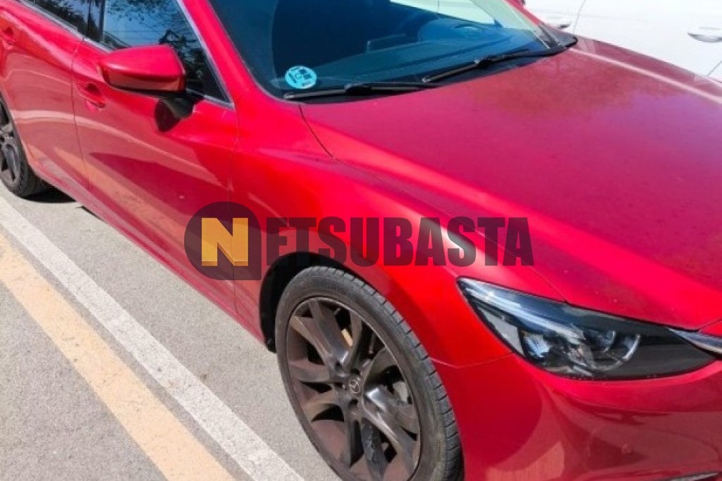 Mazda Mazda6 Wagon SKYACTIV-D 2.2 2015