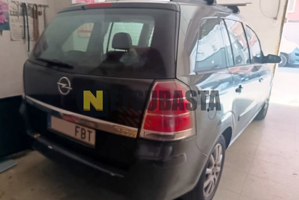 Opel Zafira 1.9 CDTi 8v 2006