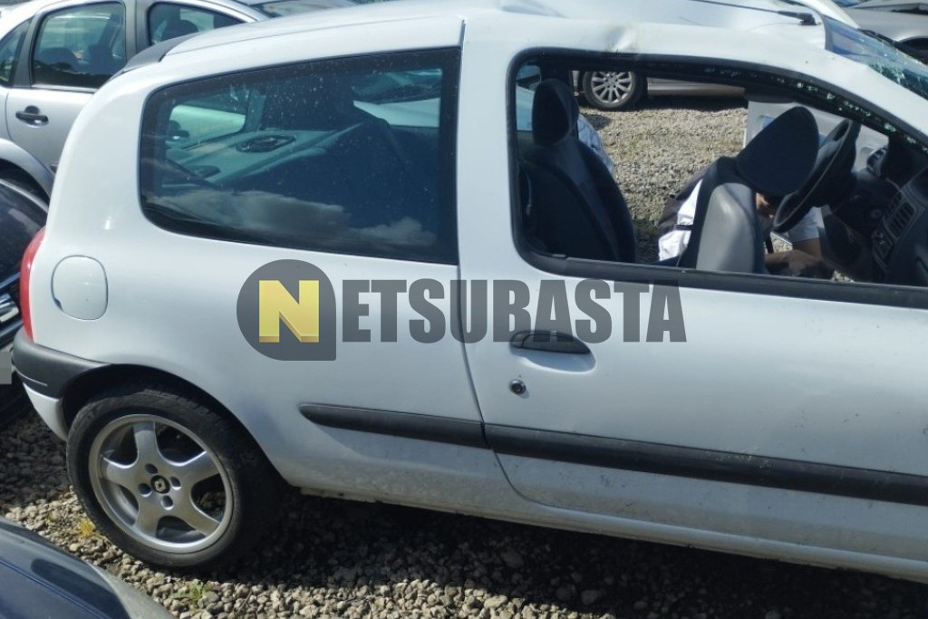 Renault Clio 1.9 D 2000