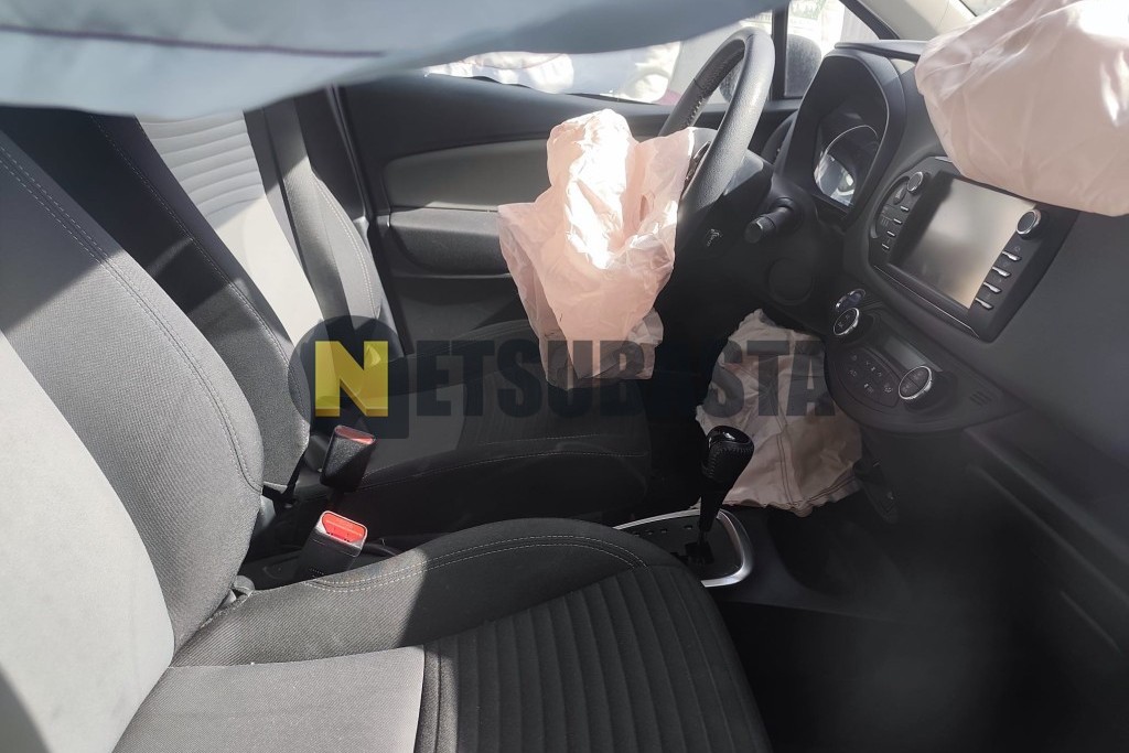 Toyota Yaris 100H 2018