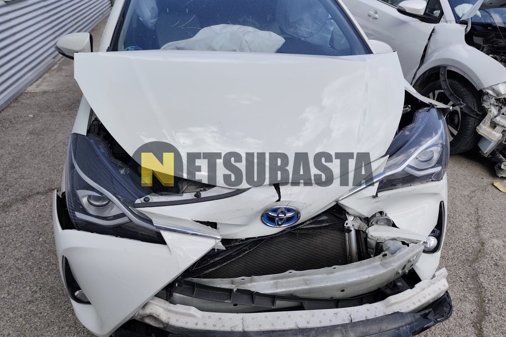 Toyota Yaris 100H 2018