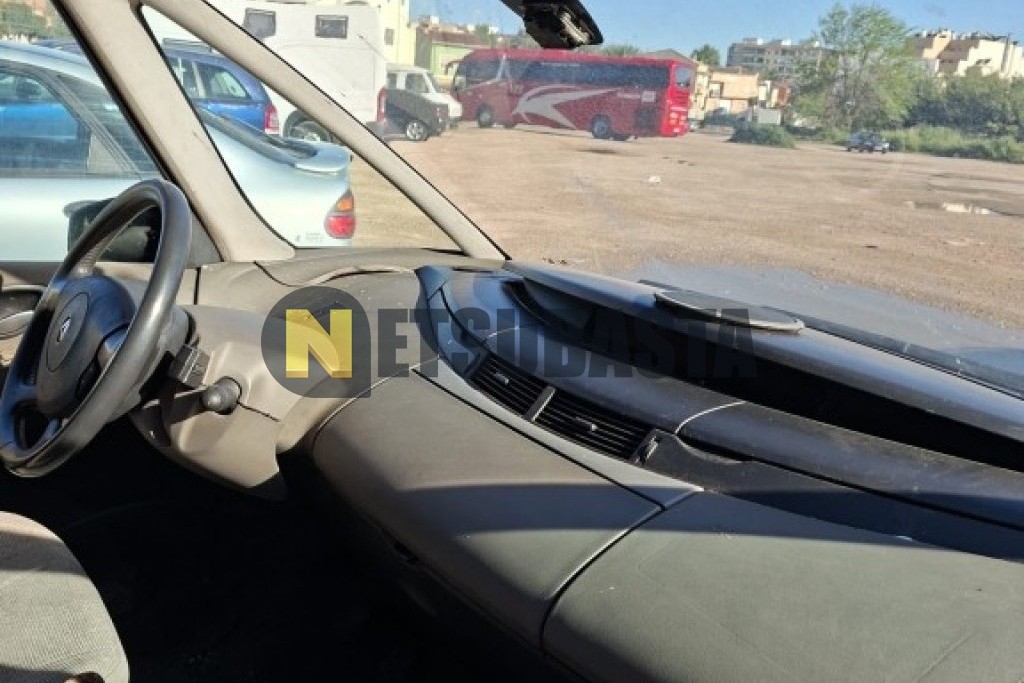 Renault Grand Espace 2.2 dCi 2005