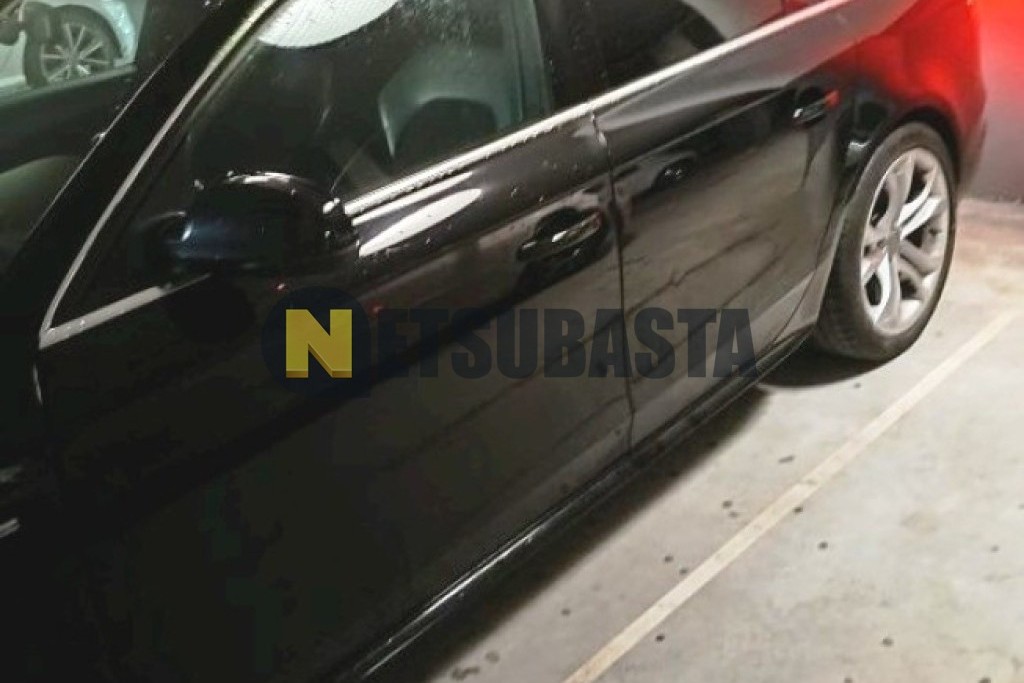 Audi A4 Avant 2.0 TDI quattro S tronic 2013