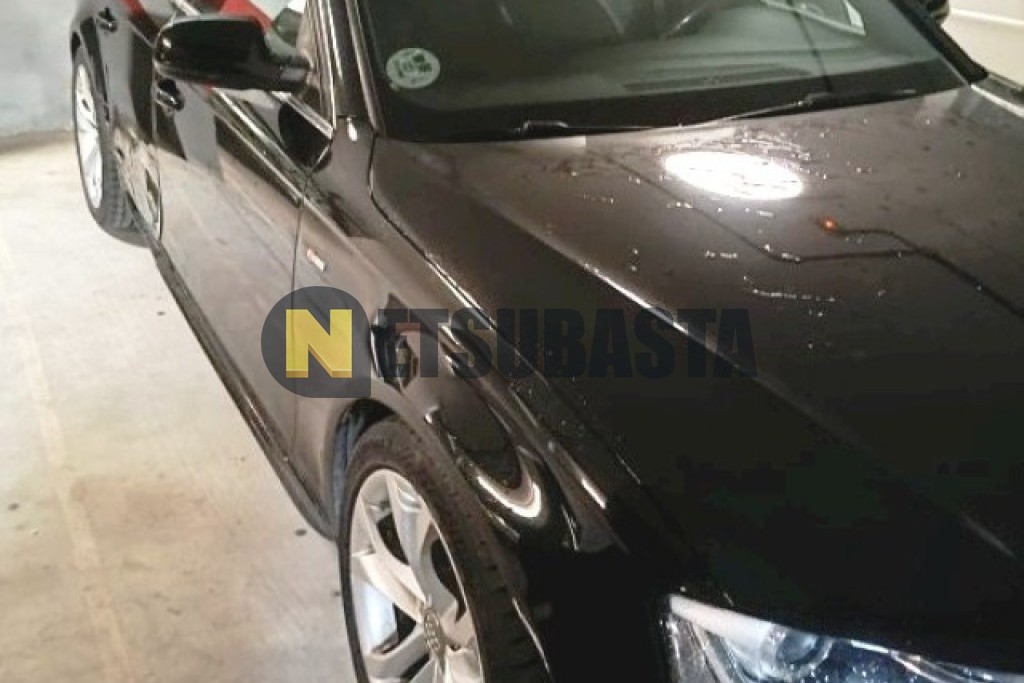 Audi A4 Avant 2.0 TDI quattro S tronic 2013