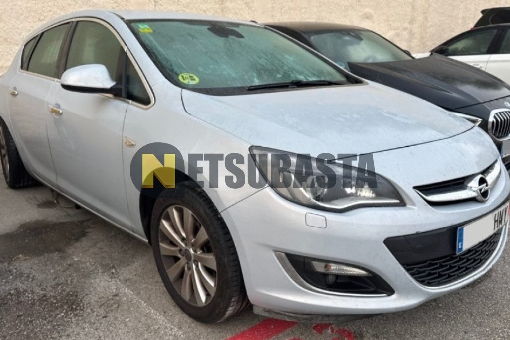 Opel Astra 1.7 CDTI 2012