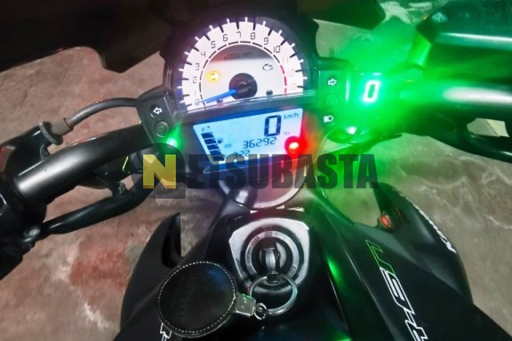 Kawasaki ER 6N ABS 2014