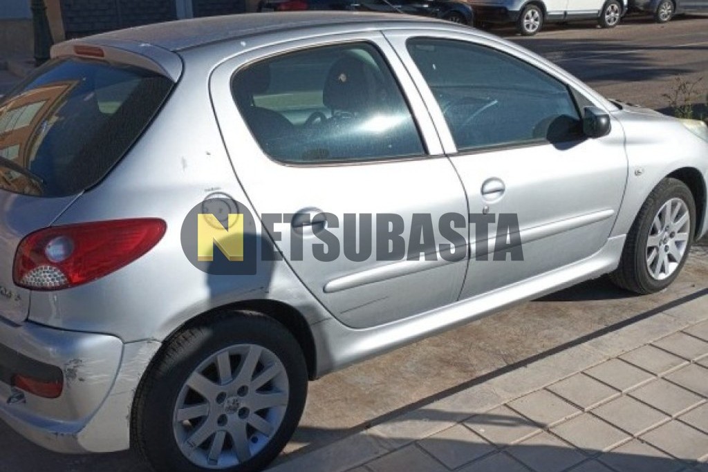 Peugeot 206+ 1.4 HDi 2011