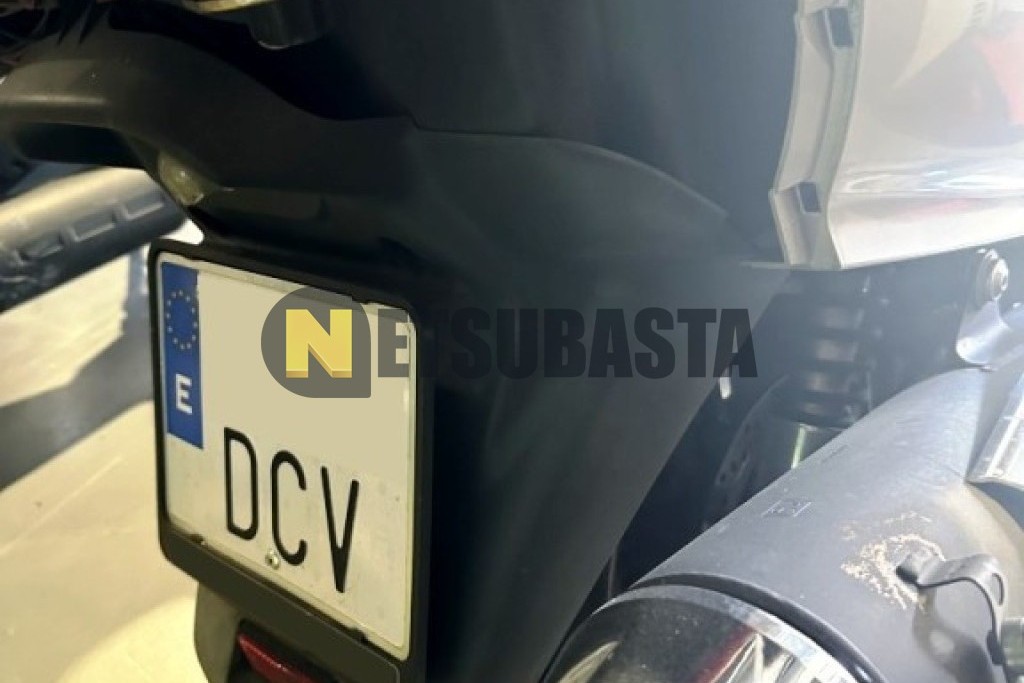 Suzuki BURGMAN 650 Executive 2004