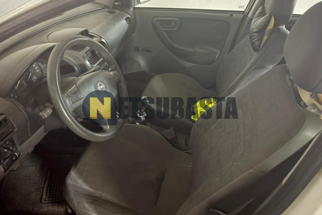 Opel Corsa 1.0 12v 2002