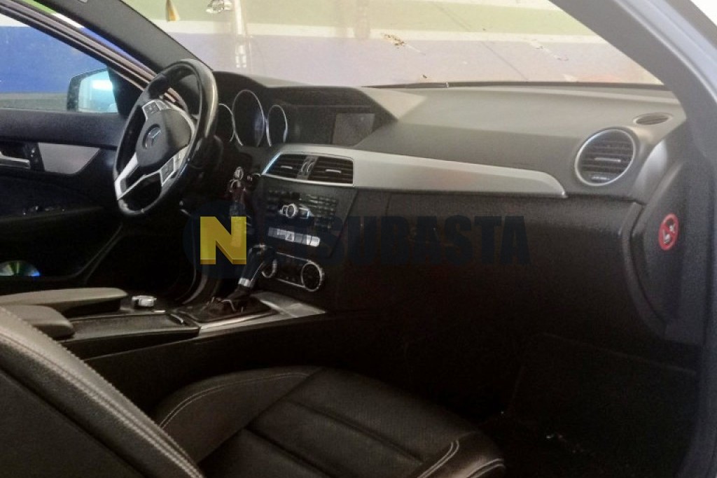 Mercedes-Benz C 250 CDI BlueEFFICIENCY Coupé Aut. 2011