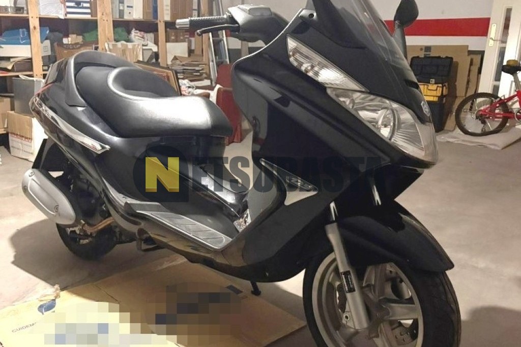 Piaggio X8 125 2006