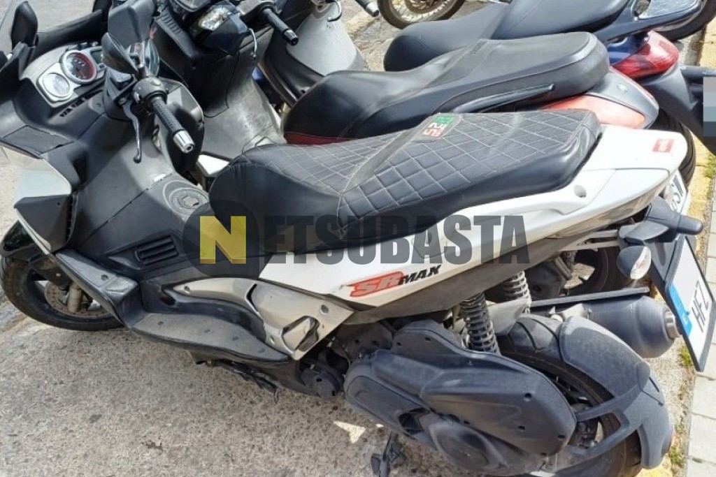 Aprilia SR Max 125 2011