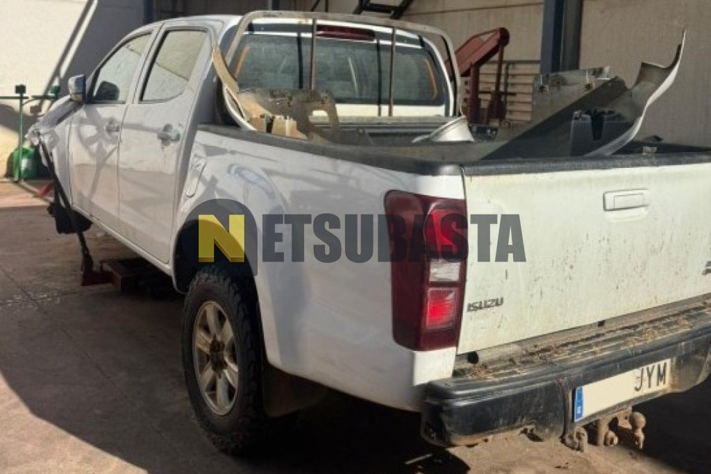 Isuzu D-MAX Crew Planet 4x4 2.5 2017