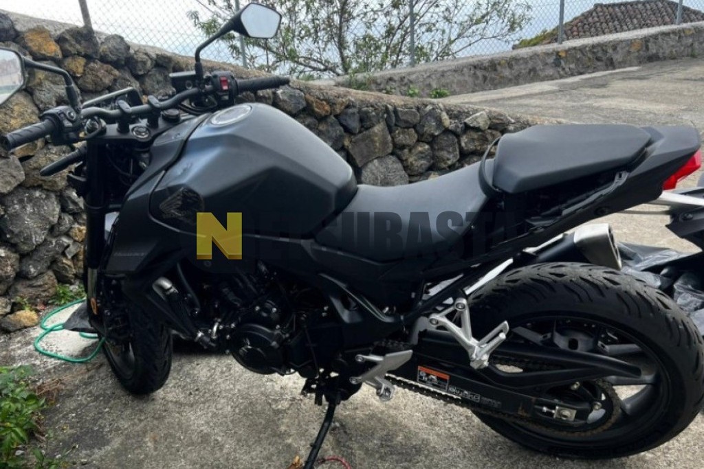 Honda CB 750 Hornet 2025