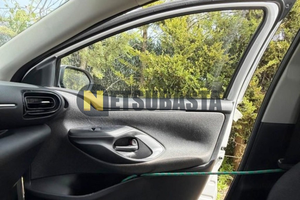 Toyota Yaris 120H 2022