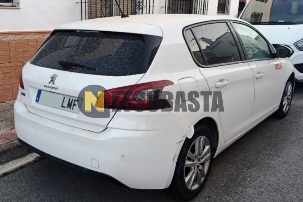 Peugeot 308 1.5 BlueHDi 2021