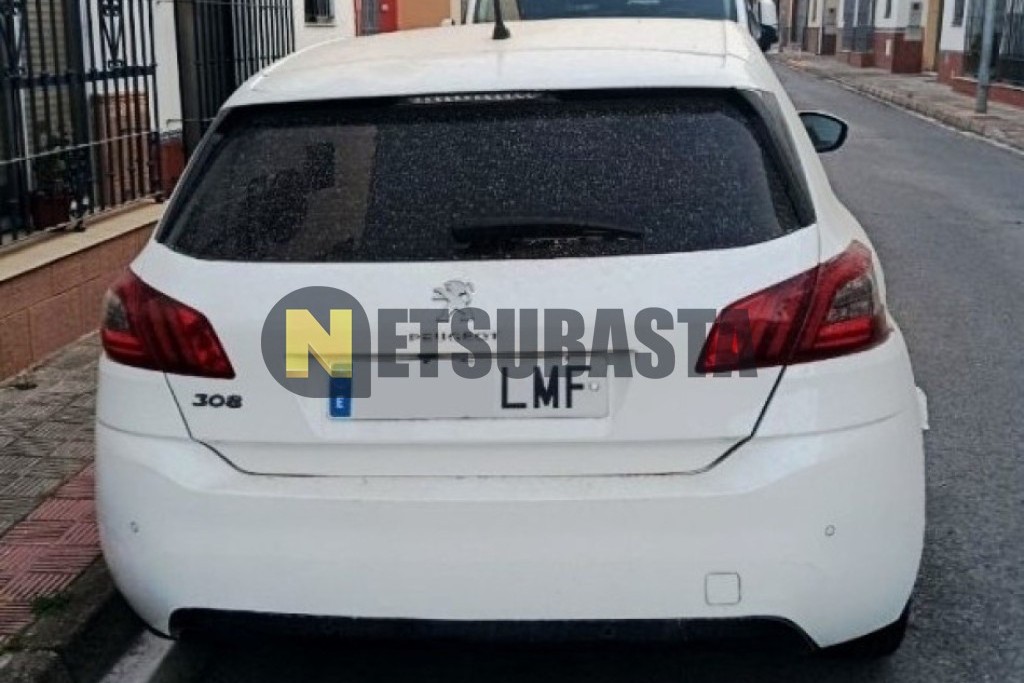 Peugeot 308 1.5 BlueHDi 2021