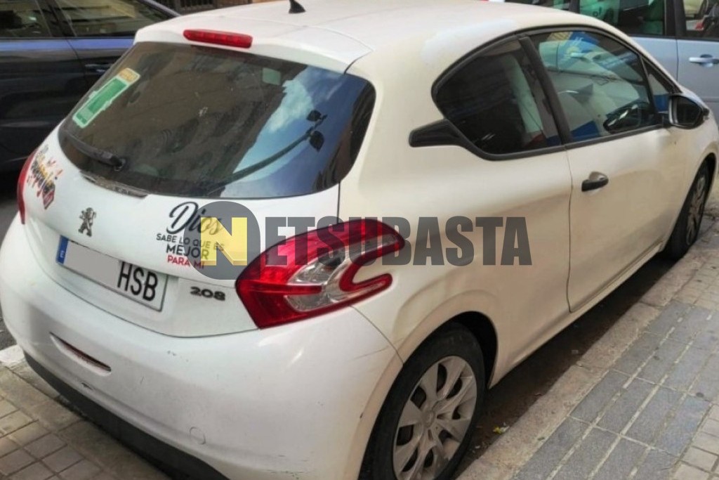Peugeot 208 1.4 HDi 2013
