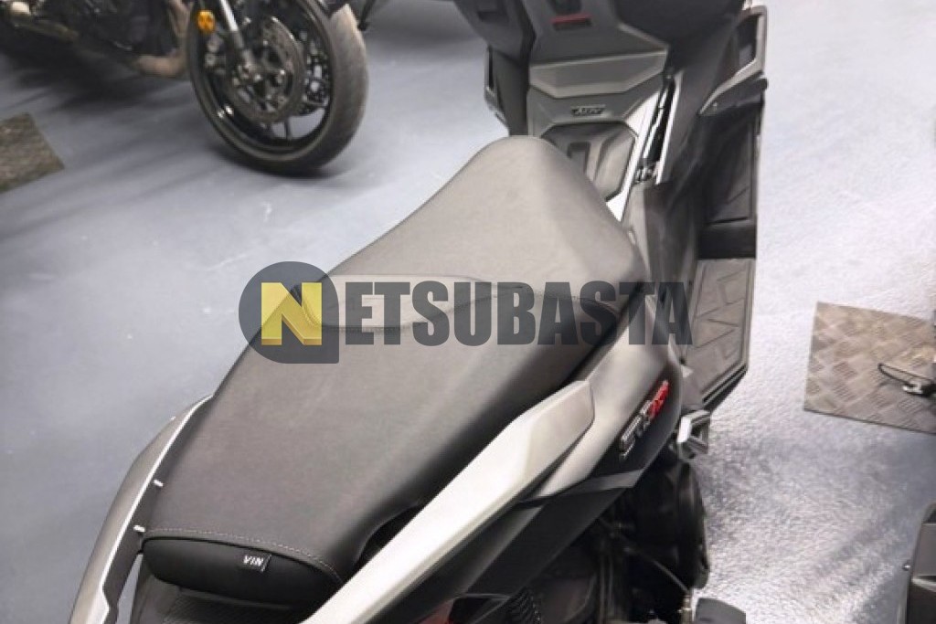 Voge SR1 ADV 125 2025