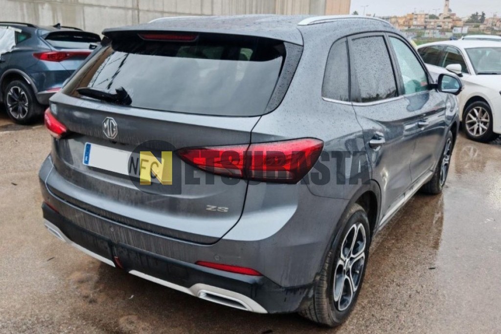MG ZS 1.5 2025