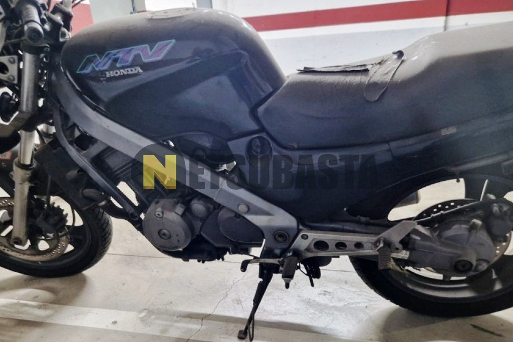 Honda NTV 650 REVERE 1993