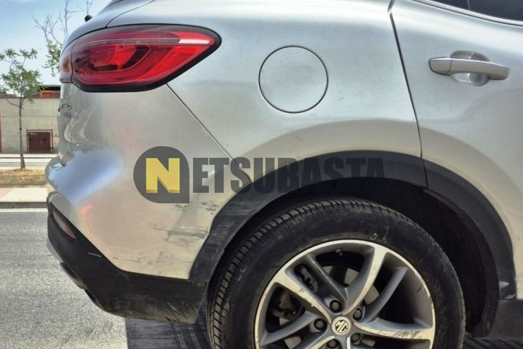 MG EHS Plug-in Hybrid 2022