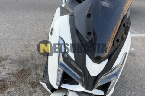 Yamaha X-Max 125 2011