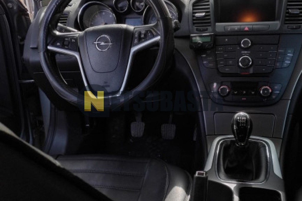 Opel Insignia Sports Tourer 2.0 CDTI ecoFLEX 2010