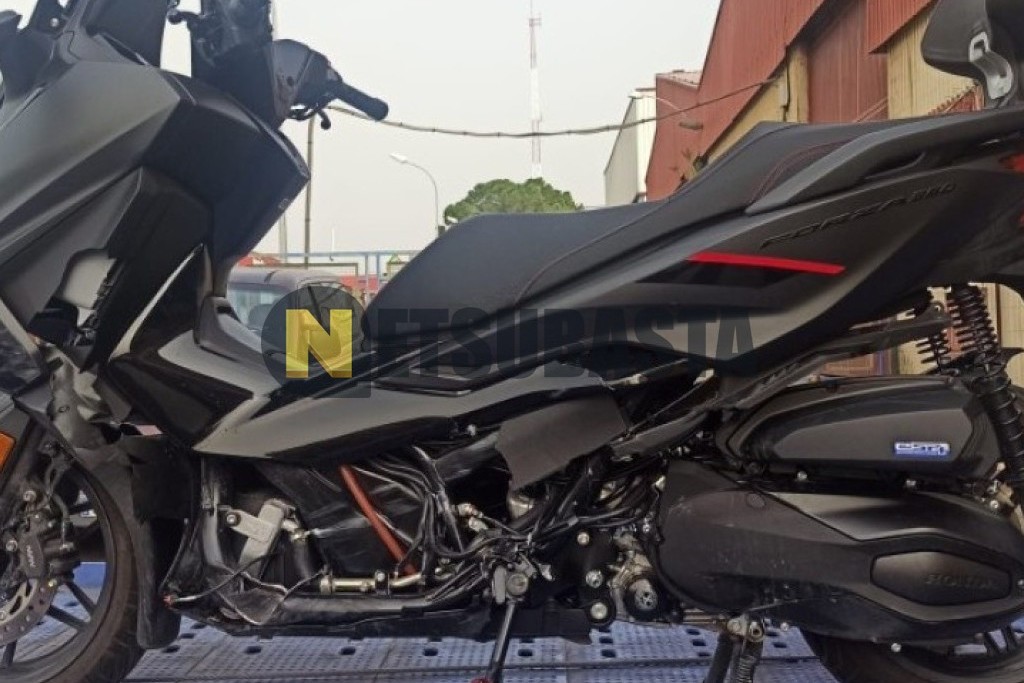 Honda Forza 350 2025
