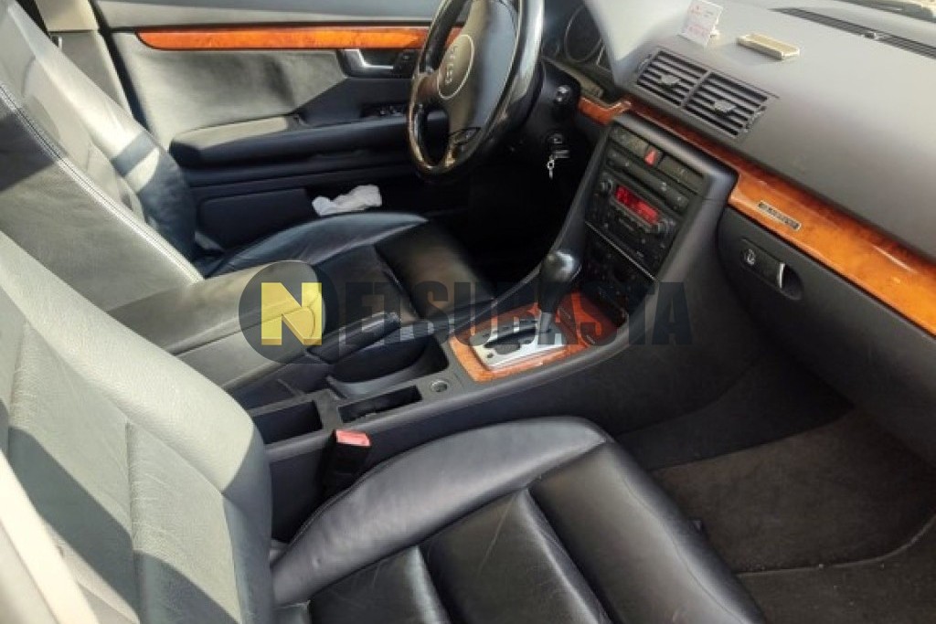 Audi A4 2.5 TDI quattro tiptronic 5 vel. 2004