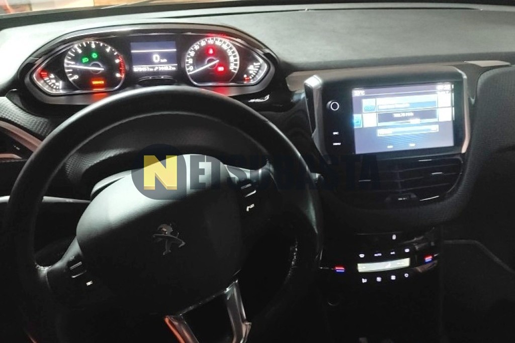 Peugeot 208 1.6 BlueHDi 2016