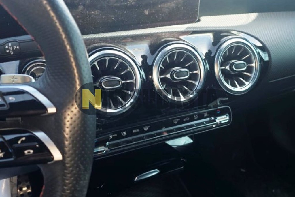 Mercedes-Benz A 250 e 2024