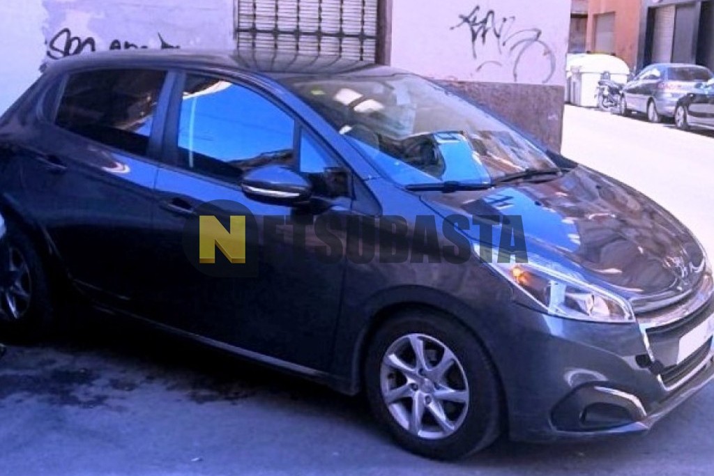 Peugeot 208 1.2 PureTech 2016