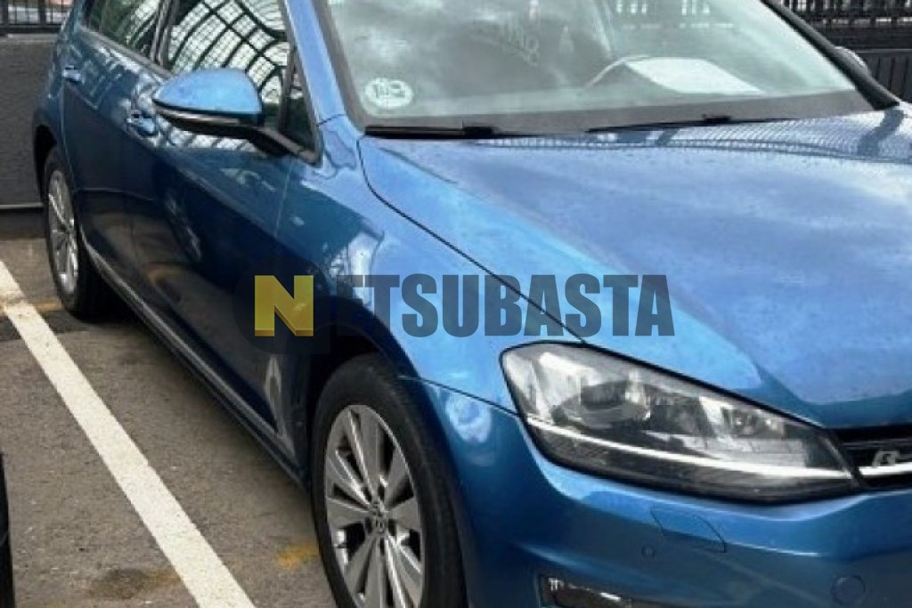 Volkswagen Golf 1.6 TDI CR BMT DSG 7 vel. 2013