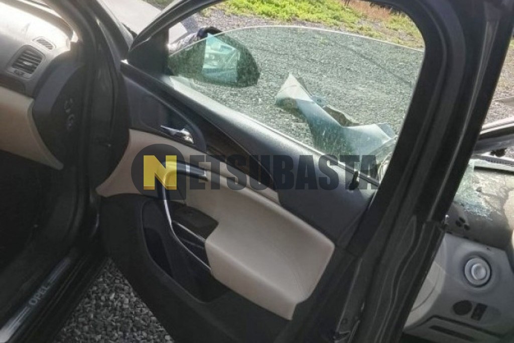 Opel Insignia Sports Tourer 2.0 CDTI 2012