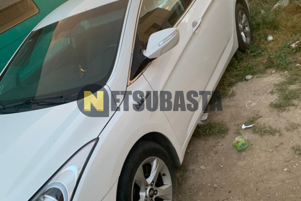 Hyundai i40 Sedán 1.7 CRDi BlueDrive 2013