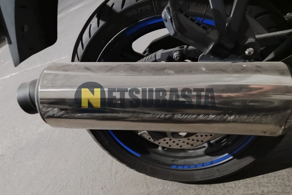 Suzuki GS 500F 2006