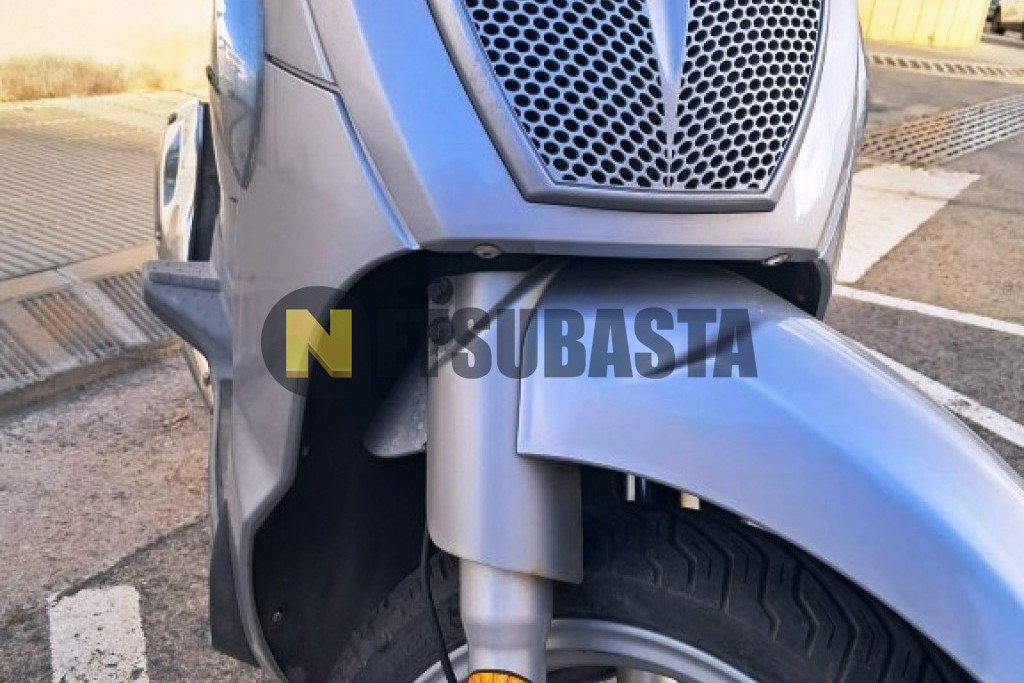 Aprilia Scarabeo 125 2017